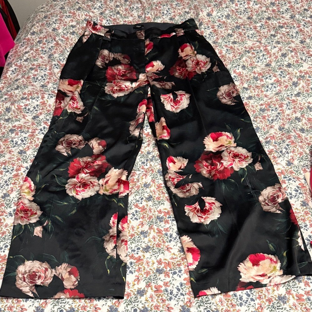 Floral Black Express Stylist Pants